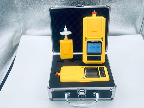 手握式六合一氯氣濃度探測(cè)儀